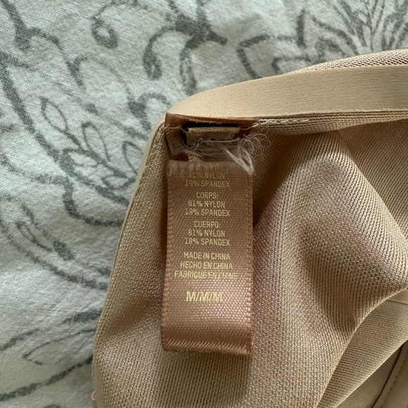 Authentic Skims Powermesh Sheer Bandeau Bralette Bra Size M Clay SOLD OUT - Picture 5 of 5